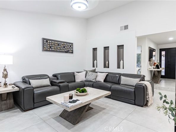 27782 Abadejo, Mission Viejo CA 92692