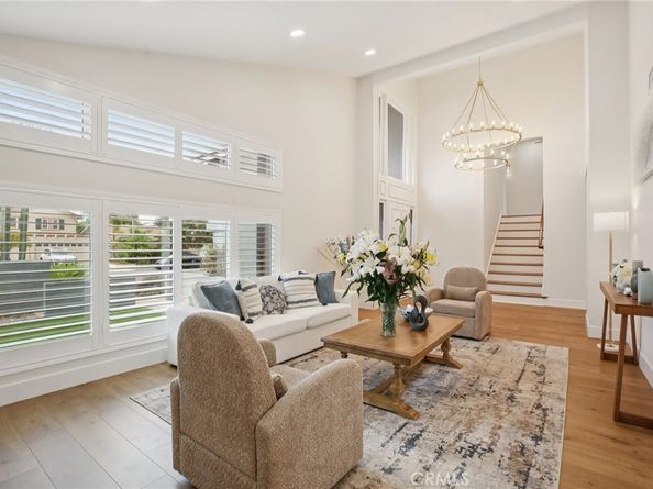 16542 Los Verdes Lane, Huntington Beach CA 92649