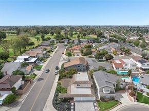 16542 Los Verdes Lane, Huntington Beach CA 92649