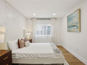 16542 Los Verdes Lane, Huntington Beach CA 92649