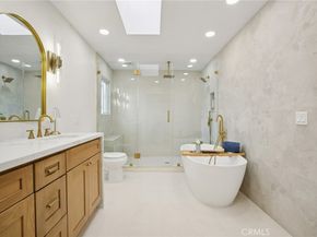 16542 Los Verdes Lane, Huntington Beach CA 92649