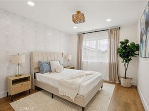 16542 Los Verdes Lane, Huntington Beach CA 92649