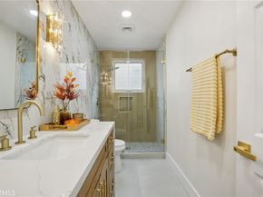 16542 Los Verdes Lane, Huntington Beach CA 92649