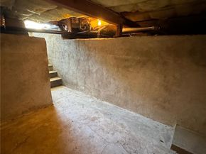 622 S Parton, Santa Ana CA 92701