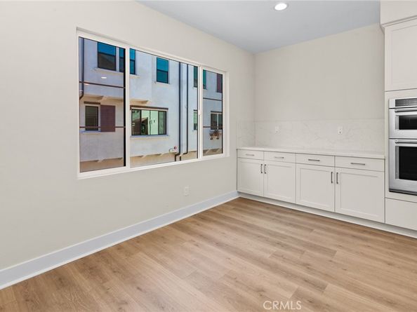 142 Bridle Drive, Burbank CA 91506