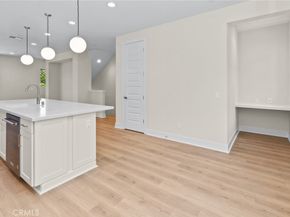 142 Bridle Drive, Burbank CA 91506