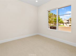 142 Bridle Drive, Burbank CA 91506