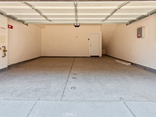 142 Bridle Drive, Burbank CA 91506