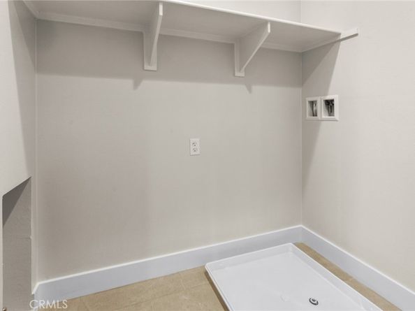 142 Bridle Drive, Burbank CA 91506