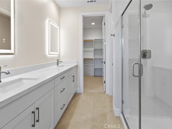 142 Bridle Drive, Burbank CA 91506