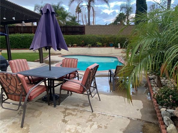 7245 Bodega, Fontana CA 92336