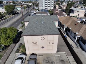 7620 S Hoover, Los Angeles CA 90044