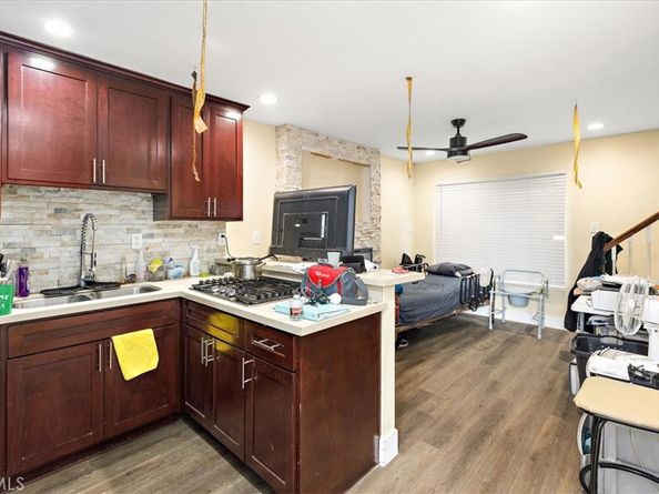 11612 Cimarron Ave, Hawthorne CA 90250