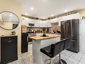 11612 Cimarron Ave, Hawthorne CA 90250