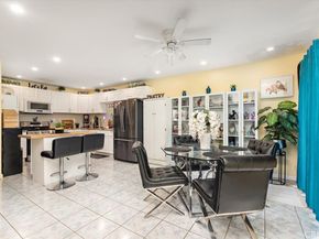 11612 Cimarron Ave, Hawthorne CA 90250