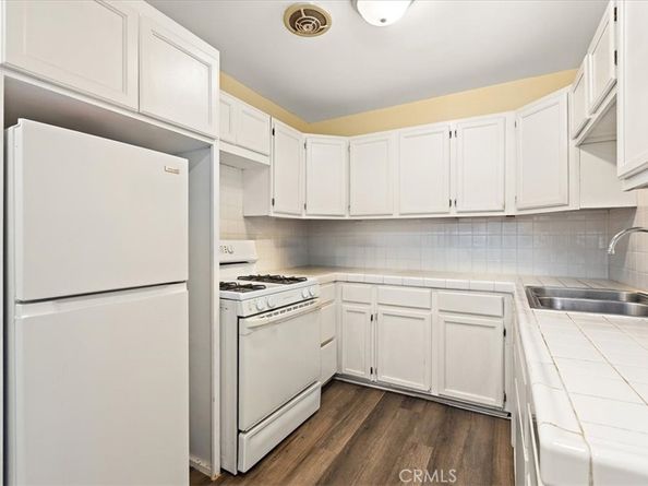 11612 Cimarron Ave, Hawthorne CA 90250