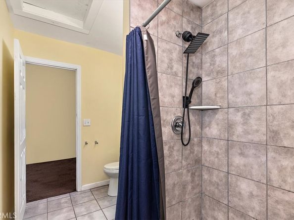 11612 Cimarron Ave, Hawthorne CA 90250