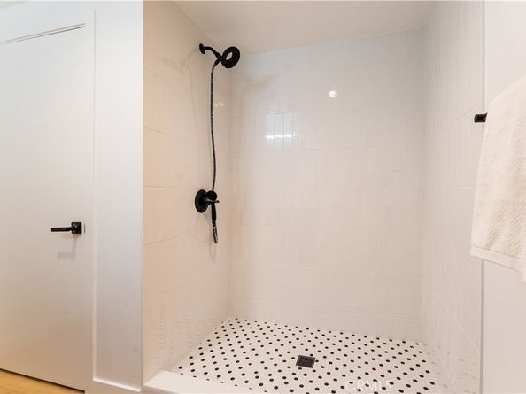 1189 Crenshaw Boulevard, Los Angeles CA 90019