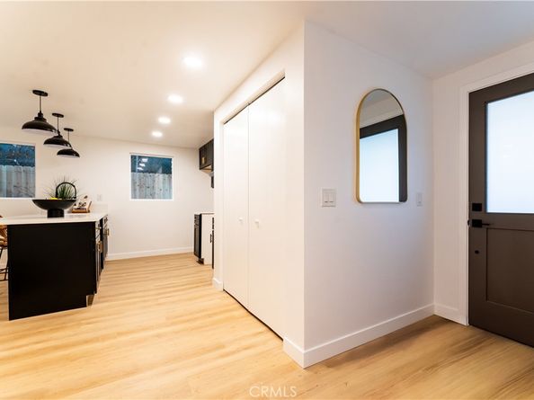 1189 Crenshaw Boulevard, Los Angeles CA 90019