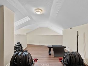 221 Violet A, Monrovia CA 91016