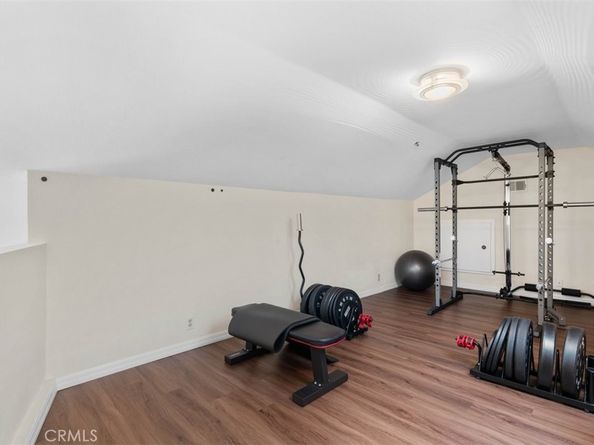 221 Violet A, Monrovia CA 91016