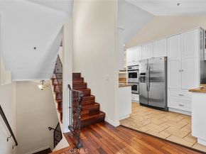 221 Violet A, Monrovia CA 91016