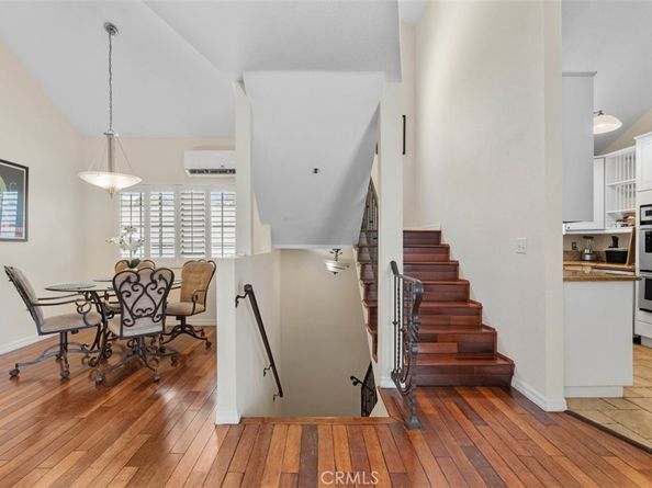 221 Violet A, Monrovia CA 91016