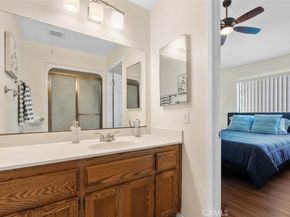 221 Violet A, Monrovia CA 91016