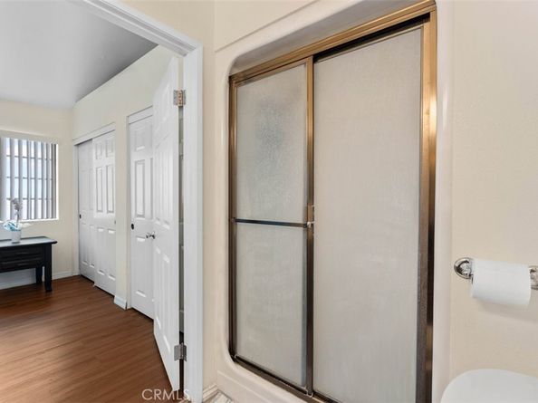 221 Violet A, Monrovia CA 91016