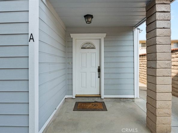 221 Violet A, Monrovia CA 91016