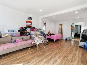 6530 Denver, Los Angeles CA 90044