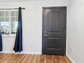 6530 Denver, Los Angeles CA 90044