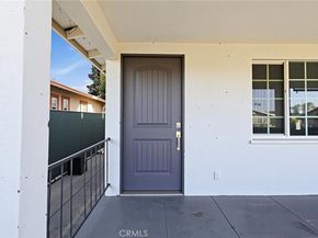 6530 Denver, Los Angeles CA 90044