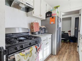 6530 Denver, Los Angeles CA 90044