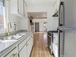 6530 Denver, Los Angeles CA 90044