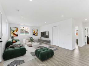 540 W 118th Street, Los Angeles CA 90044