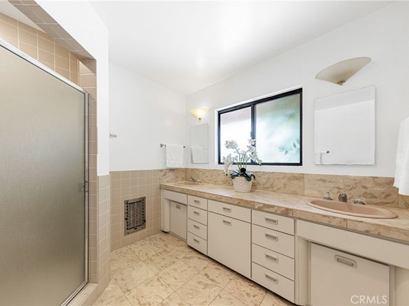 6 Woodland Lane, Arcadia CA 91006