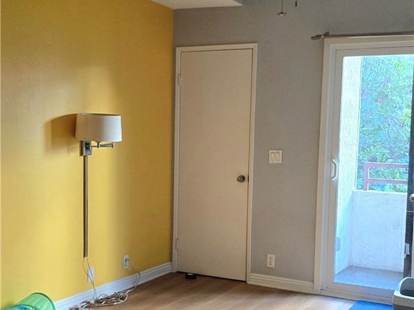 730 W 4th 203, Long Beach CA 90802