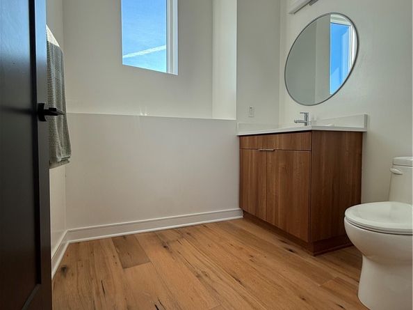 1025 White Knoll, Los Angeles CA 90012