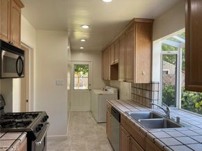 2573 El Sol, Altadena CA 91001