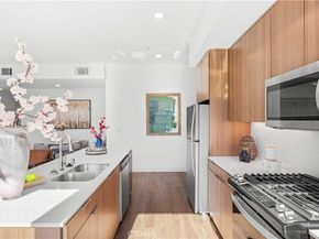 709 E Walnut Street 417, Pasadena CA 91101