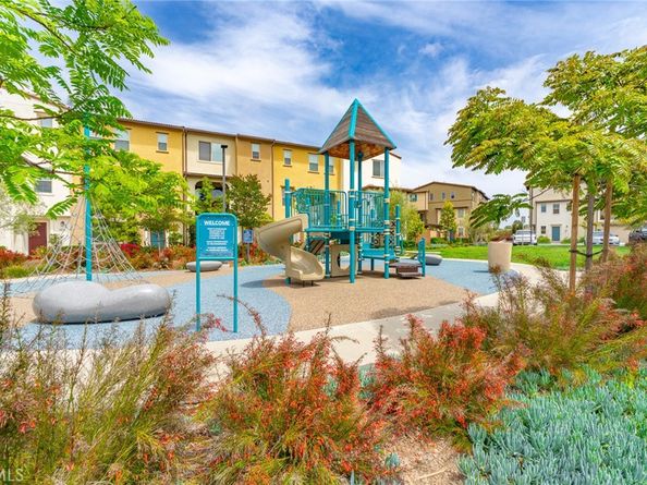 1609 Fig Tree Way, Oceanside CA 92056