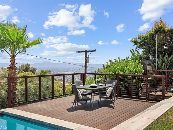 1024 Hamline Place, Burbank CA 91504