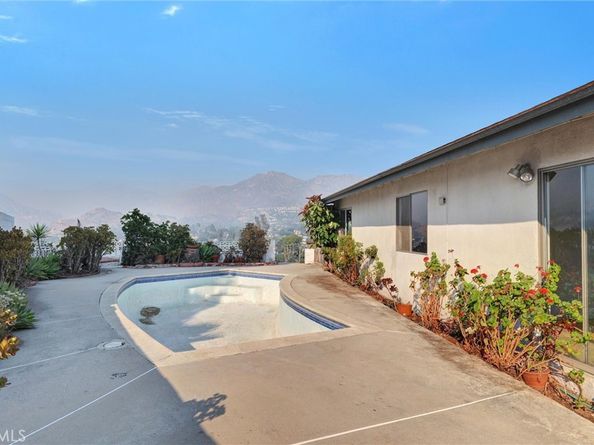 8720 Mulberry Drive, Sunland CA 91040