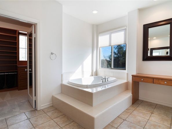 3429 Castleman Lane, Burbank CA 91504