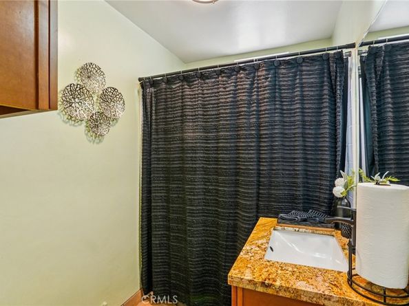 10141 Mcclemont Avenue, Tujunga CA 91042