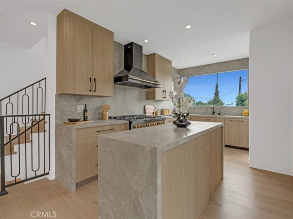 430 W Kenneth Road, Glendale CA 91202