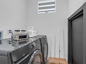 430 W Kenneth Road, Glendale CA 91202