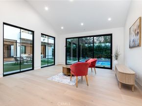 16749 Addison, Encino CA 91436