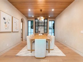 16749 Addison, Encino CA 91436